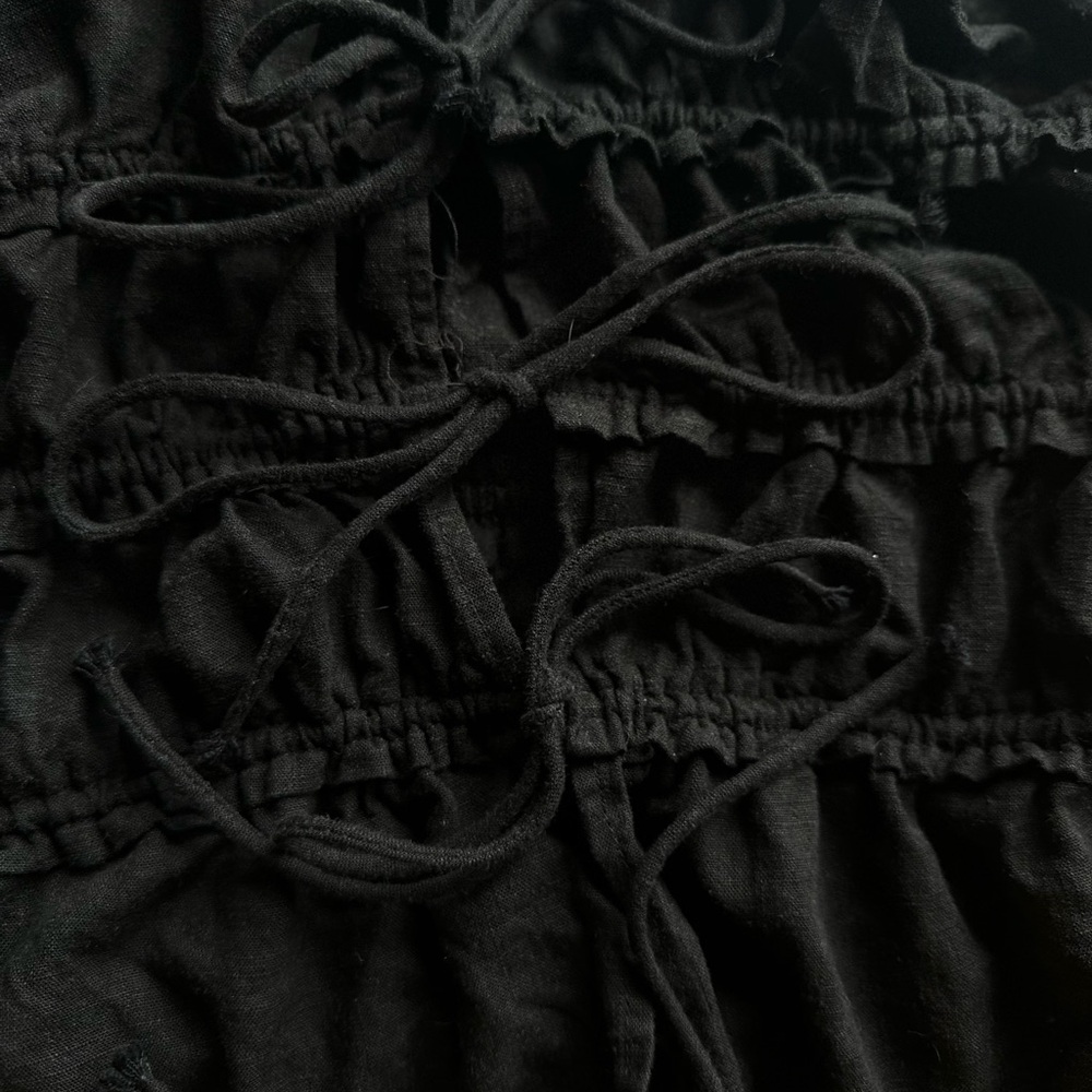 Black Ruffled Crop Top - Picture 3 of 5